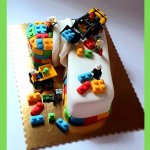 tort z klockami lego