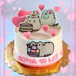 tort z wydrukami pusheen